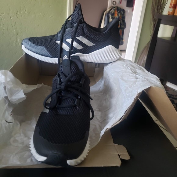 Adidas Fortarun running shoes cloudform sole - Picture 2 of 9